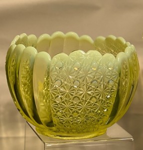 Fenton Daisy Button | eBay