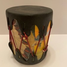 Vtg Native American Souvenir Toy TomTom Drum 4" tall, 3 1/4" diameter.