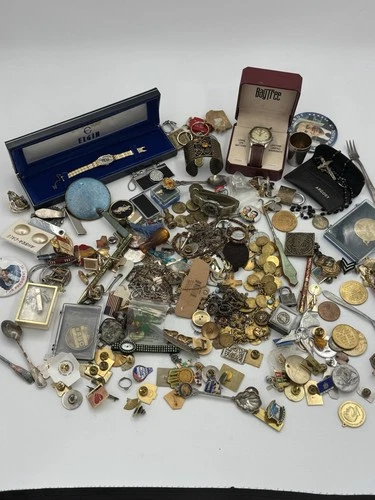 5.5 Lbs Vintage To Now Jewelry Lot Costume Estate Unsearched Watches Rings Elgin