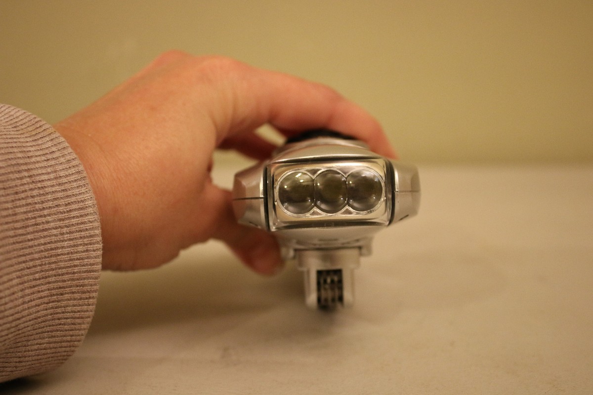 Lampe Torche Dynamo pas cher - Meilleures ofes sur le neuf et l'occasion