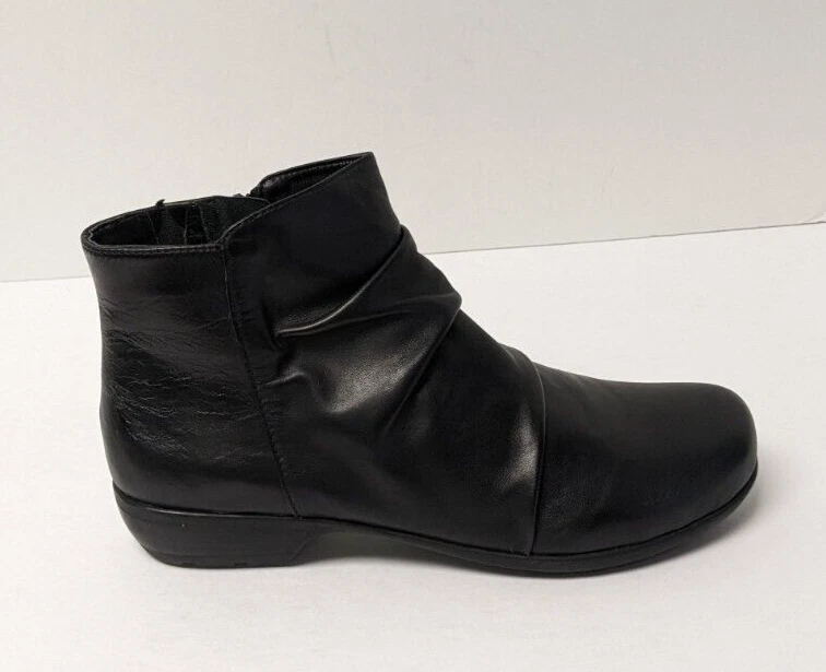 Walking Cradles Esme Ankle Boots, Black Leather, Women's 9.5 M - Image 2 of 4