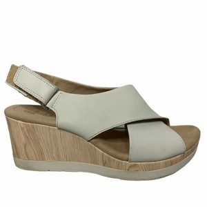 clarks sandals collection