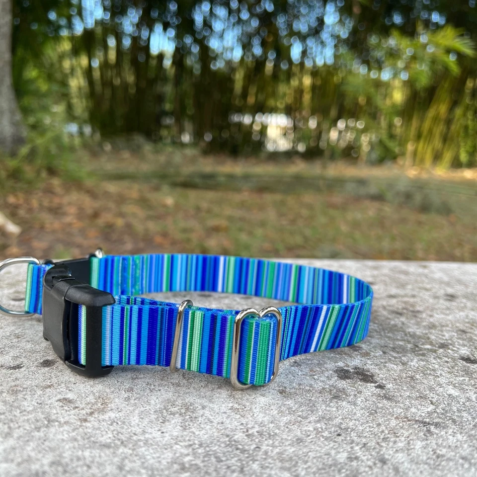 Collar de perro separable de 1 pulgada de ancho para perros grandes - rayas azules/verdes hecho en EE. UU. Foto 4 de 4