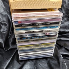 Napa Valley Wooden CD Storage Crate Holds 16 Discs Media Case Vintage Excellent