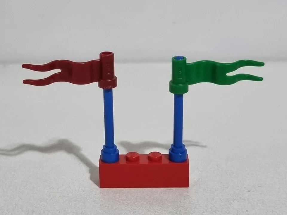 Lego Fabuland 4495b Banderin Bandera Roja Verde Mastil Azul Castillo - Imagen 1 de 1