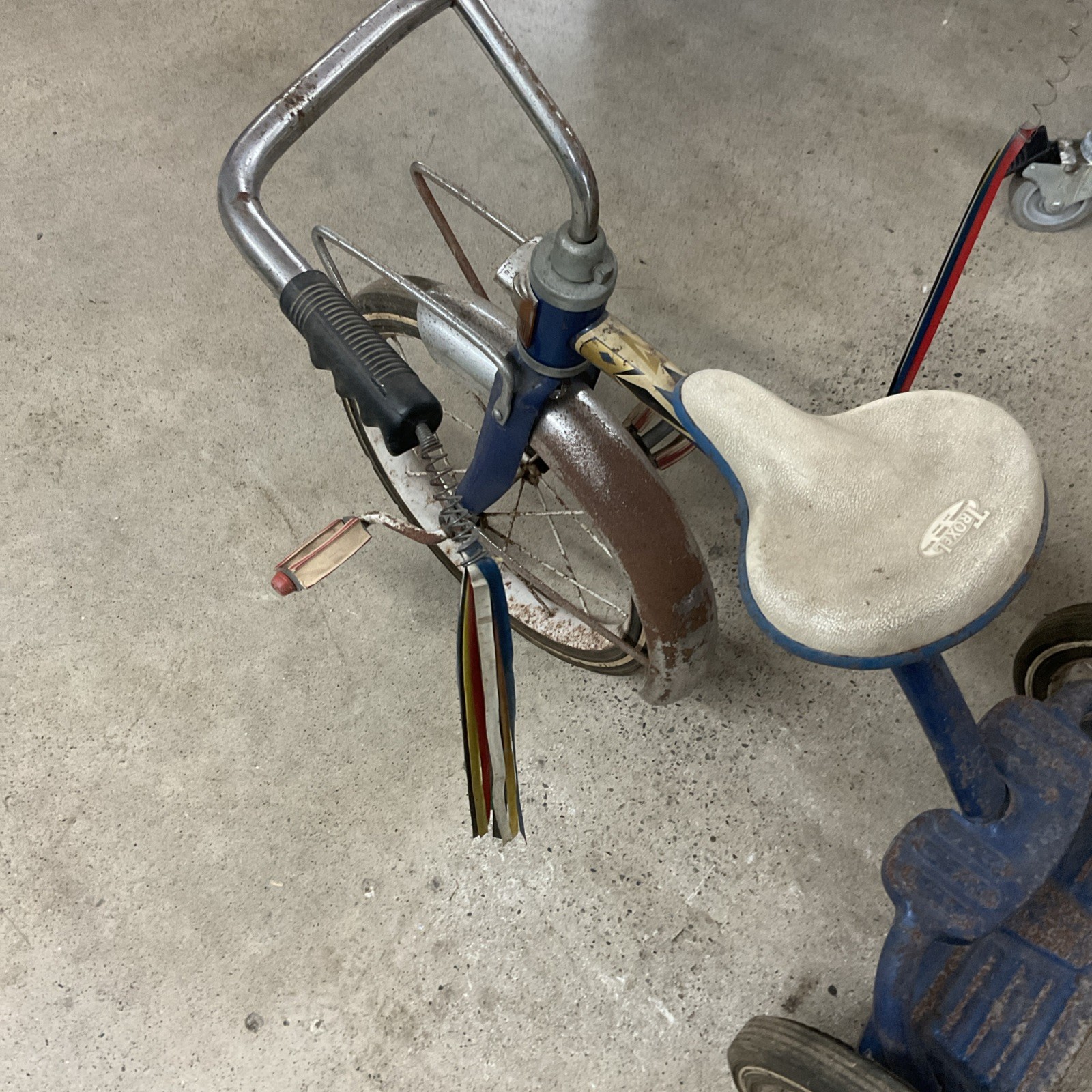 Troxel Tricycle Vintage Blue Frame White Seat Chrome Handlebars & Fenders Used