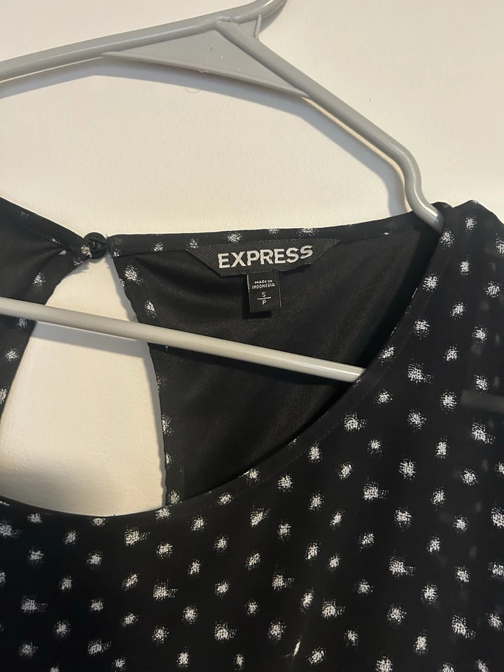 Vestido Express Talla Pequeña - Patrón Negro Blanco - Usar para Trabajar Foto 2 de 4