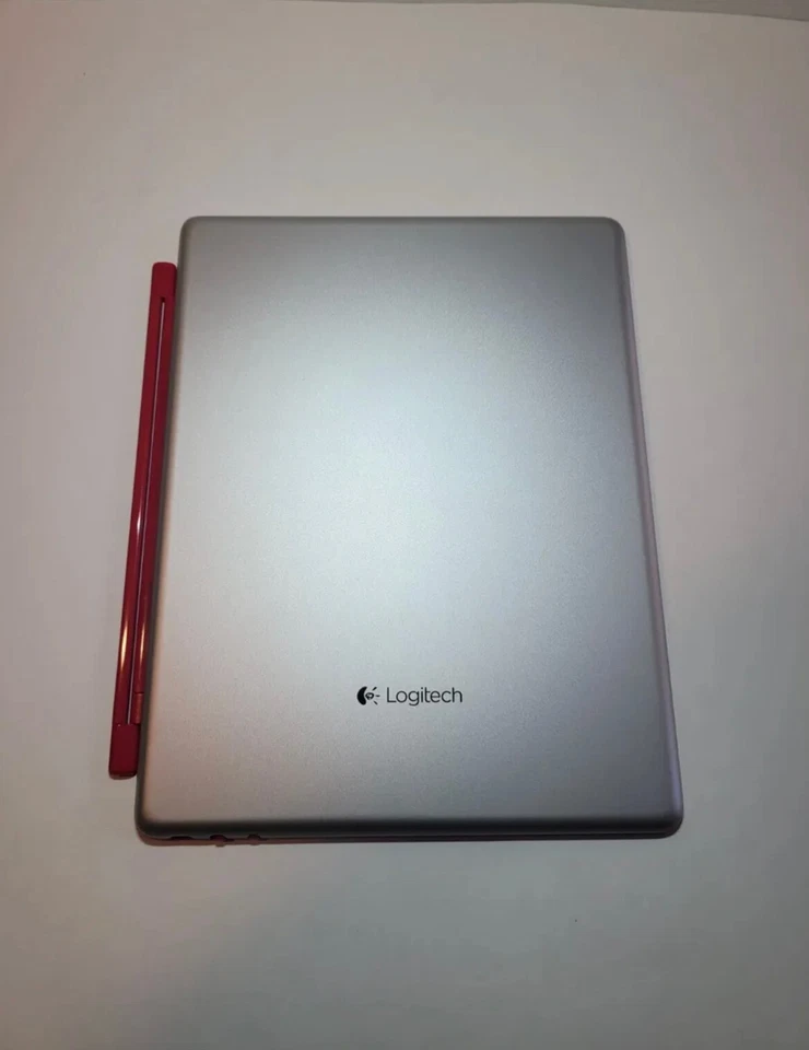 🔥🔥Logitech Ultrathin Keyboard Cover/Case for iPad 2/3/4 - Red - Open Box🔥🔥 - Image 4 of 4