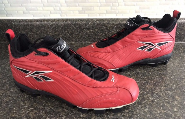 reebok baseball cleats