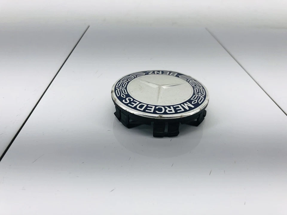 14-17 MERCEDES BENZ CLA250 LLANTA RUEDA RADIOS TAPA CENTRAL BUJE CAVIDAD CUBIERTA OEM Foto 3 de 4
