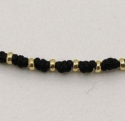Armband Gold 18k 750 Mls. Thread Schwarz Mit 7 Knoten Und 6 Ringe Gold. Lange Kl