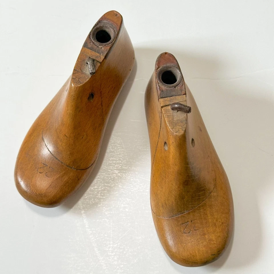 Zapatos de madera vintage para niños, europeos, talla 22 Foto 2 de 4