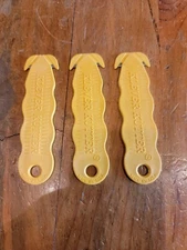 Klever Kutter Yellow Or Blue Safety Box Cutter Disposable 4 3/4” Length 3pk