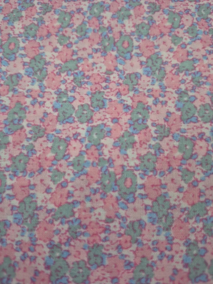 Pink Floral Poly Cotton Fabric 154cm Wide By 109cm Long - image 2 of 4