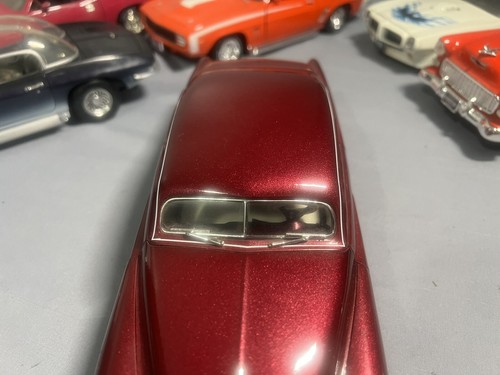 American Graffiti 1:18 Scale Die Cast Chopped 1951 Mercury Classic Car - Picture 13 of 13