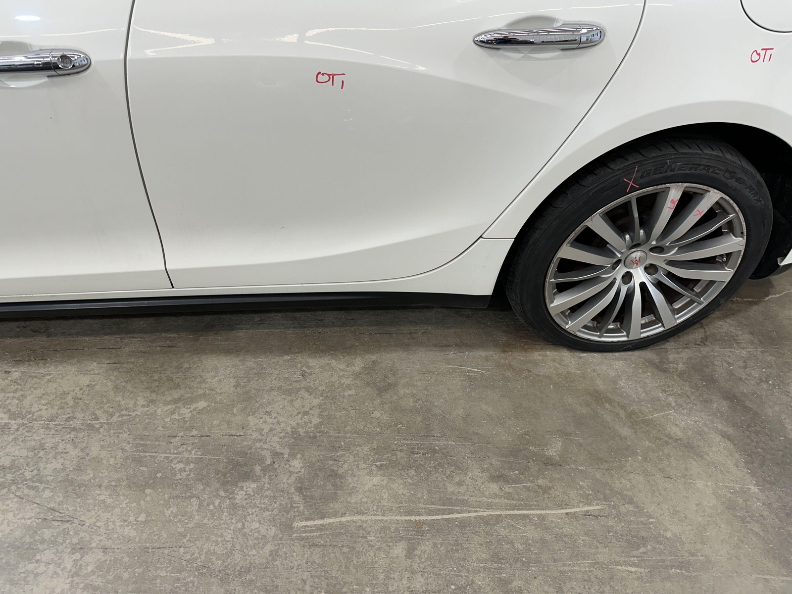 14-22 MASERATI GHIBLI DRIVER LEFT REAR SIDE DOOR BIANCO WHITE PAINT 268