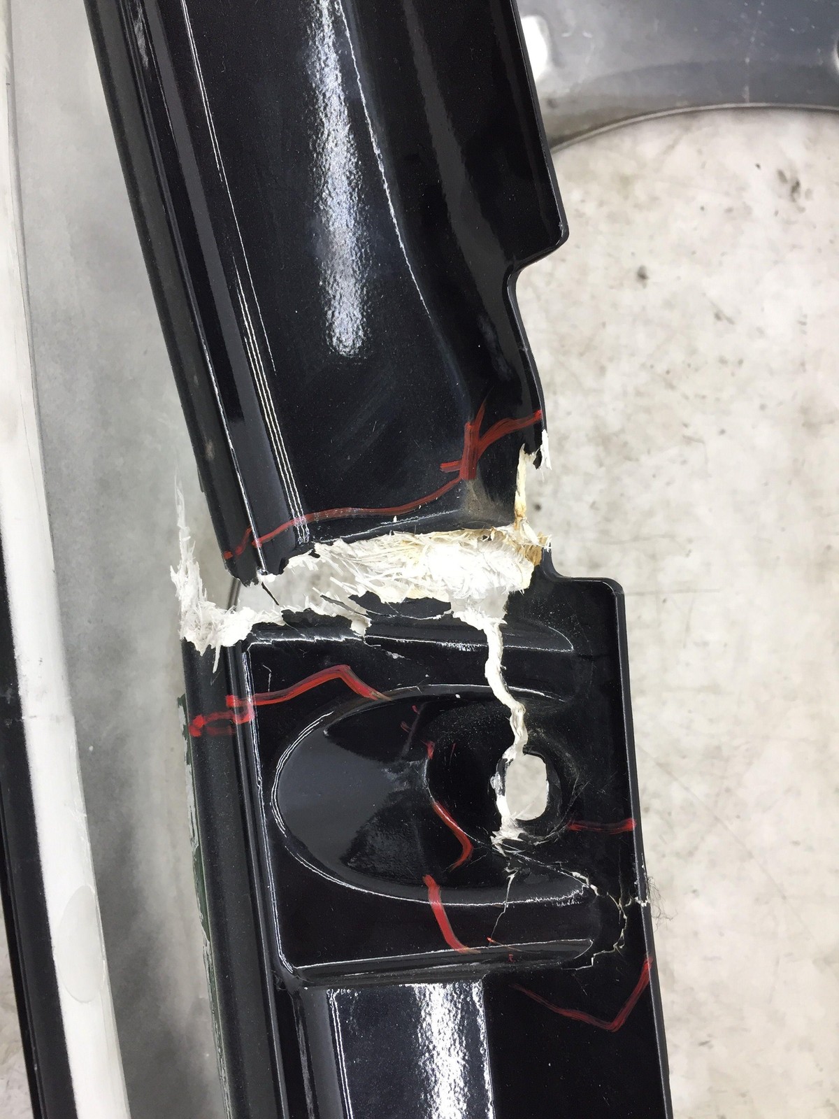 2011-2013 ASTON MARTIN RAPIDE RIGHT FENDER BLACK OEM *DAMAGED TORN*