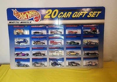 1999 HOT WHEELS 20 Car GIFT SET  Porsche Mustang Cobra Bmw Jaguar Etc  