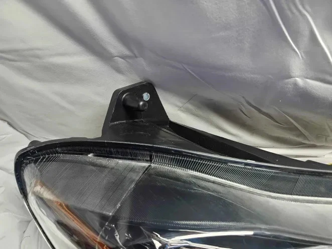 Performance LED Headlight Assembly For Kenworth T680 2021-up Passenger - Image 2 of 4