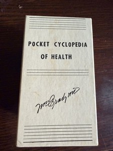 Vintage Pocket Cyclopedia Of Health, Dr William Brady, Boxed Set 23 Booklets