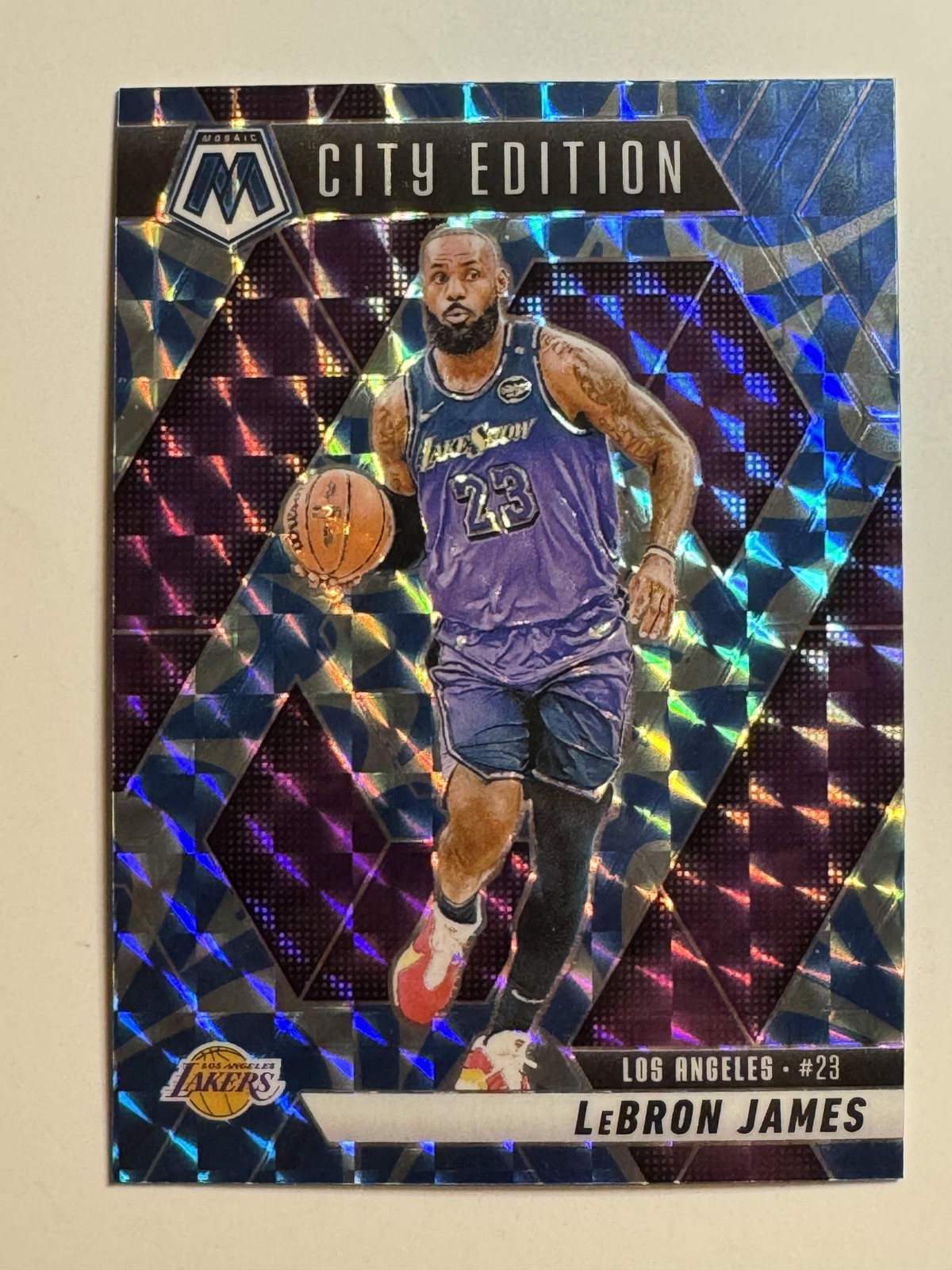 2024-25 Panini Mosaic #286 LeBron James Reactive Blue Mosaic