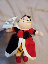 QUEEN OF HEARTS Disney Store ALICE IN WONDERLAND Bean Bag PLUSH Beanie 8.5 inch