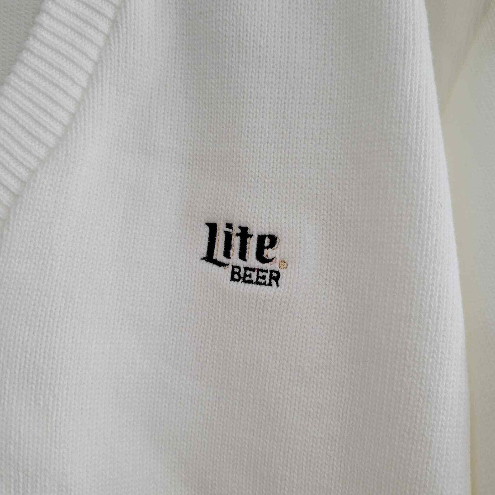 Vantage Custom Classics V-neck Pullover Sweater e… - image 4