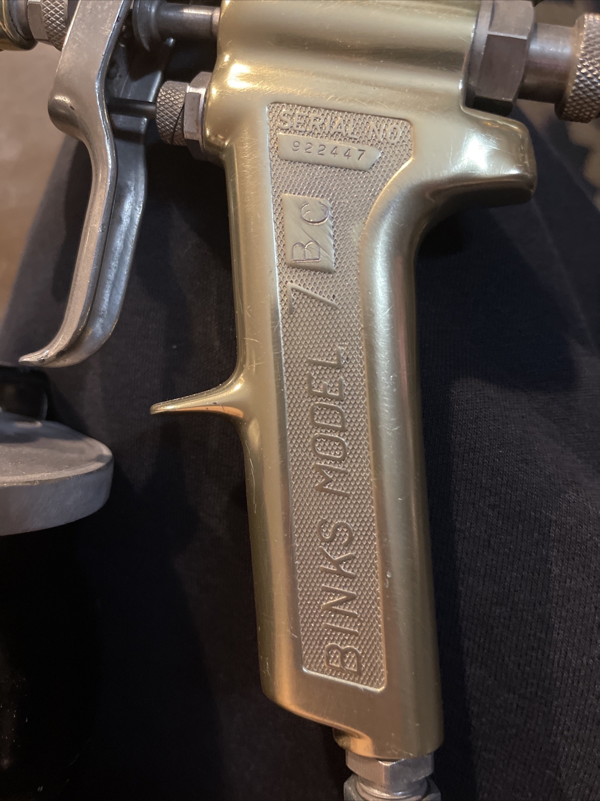 BINKS MODEL 7 SPRAY GUN 36SD WITH SHARPE SPRAY CAN USA Gold Addition