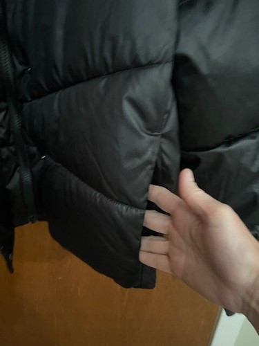 GAP ColdControl Max Short Puffer Hooded Jacket Size M Black Water Resistant NWT - Picture 3 of 8