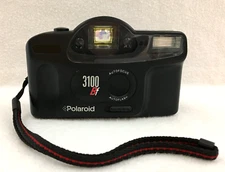 Poloroid BF Camera 35mm Auto Flash Focus Works Film Included