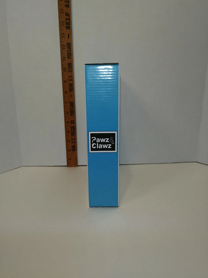 NIB! Pawz & Clawz Pet Seat Cover Hair, dirt & water protection! Approx 57" X 57" - Image 4 of 4