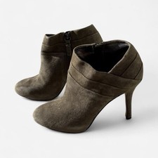 Via Spiga Taupe Suede Zipper Stiletto Pump Closed Toe Heels Women's Size 7M