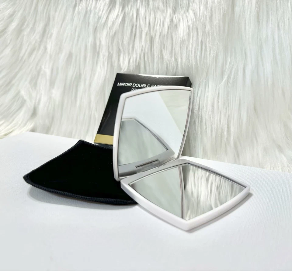 Chanel Mirror Duo Compact Double Facette White Bridesmaid Gift - Image 3 of 4