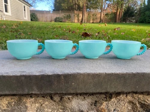 4 MCM Hazel-Atlas Ripple Blue / Blue Crinoline milk glass cups Turquoise Vintage
