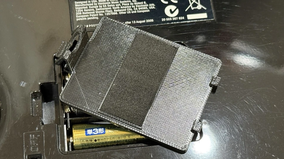 Rock Band Battery Cover RockBand 2 3 4 Fender Stratocaster Guitar Wireless Drums - Image 4 of 4