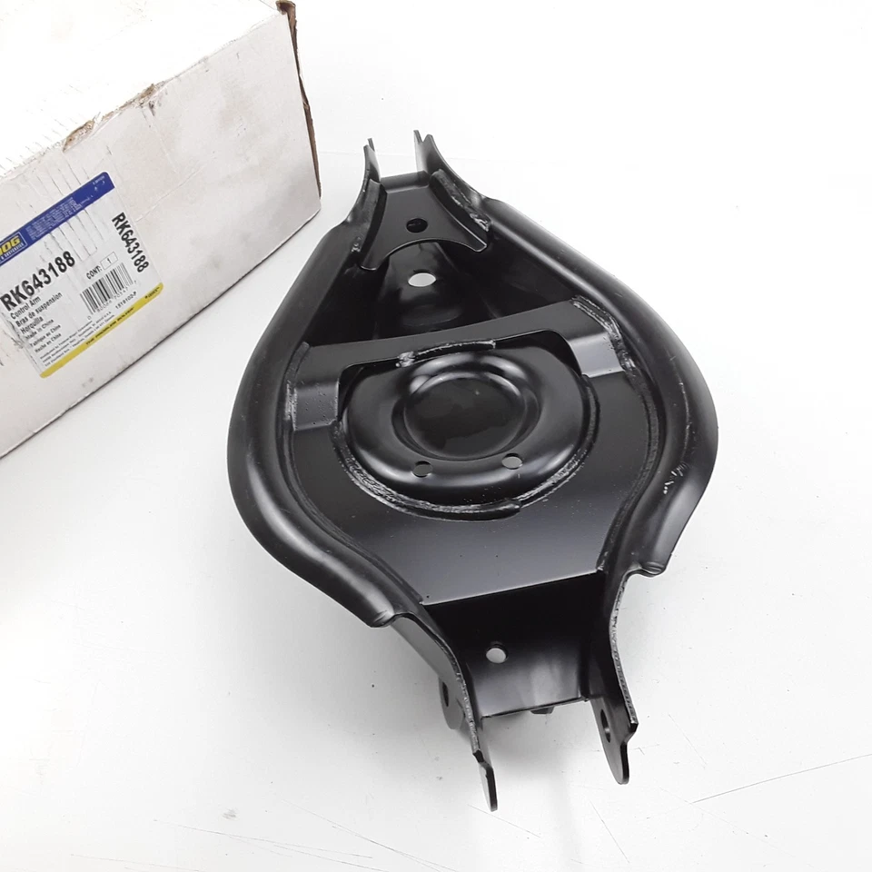 Rear Left Lower Control Arm Fits Chevrolet Captiva Sport Saturn Vue (2008-2015) - Image 4 of 4