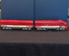 Lionel Postwar 2245 Texas Special F-3. A-B set of diesel locomotives
