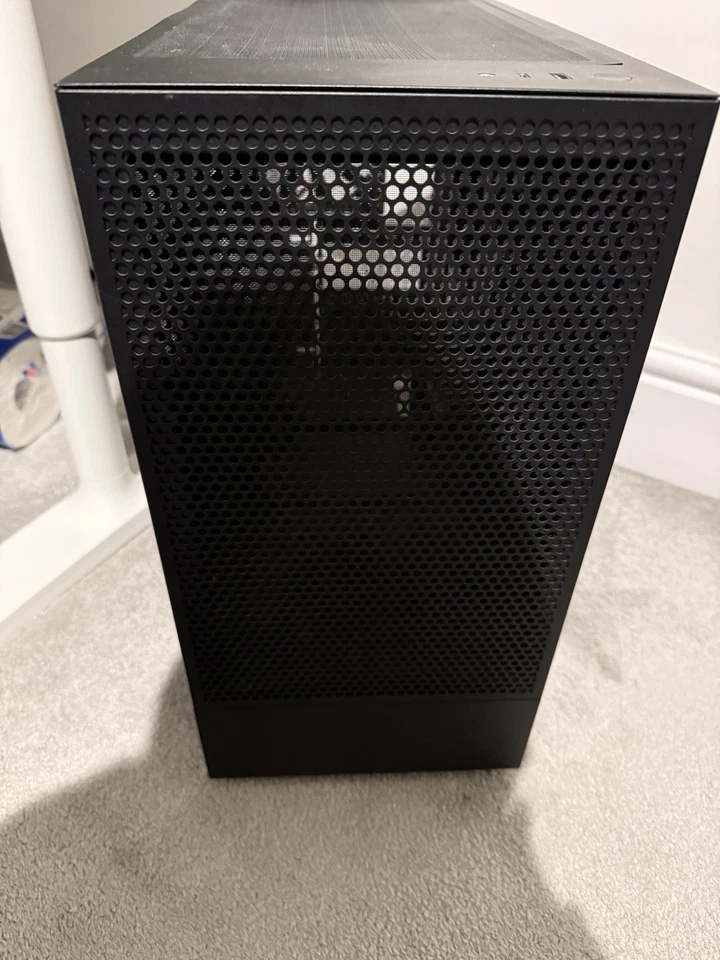 NZXT H5 Flow Mid-Tower Black Case - Image 2 of 4