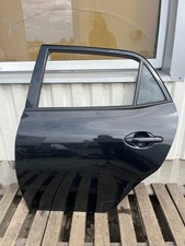 Porte arrière et accessoires Toyota AURIS