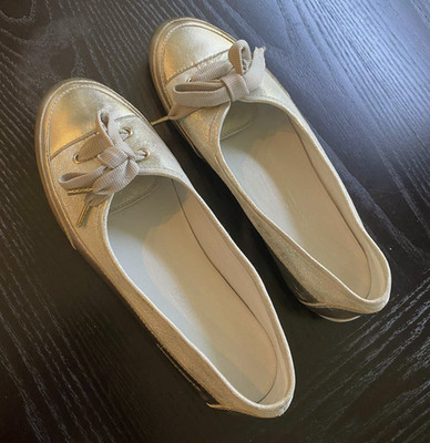 Candice Cooper gold leather shoes, new w/o box  - sz 8 1/2