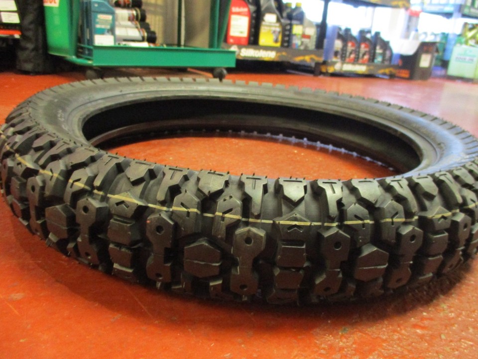 VEE RUBBER 400x18 TRAIL TYRE (CATS PAW PATTERN) VRM022