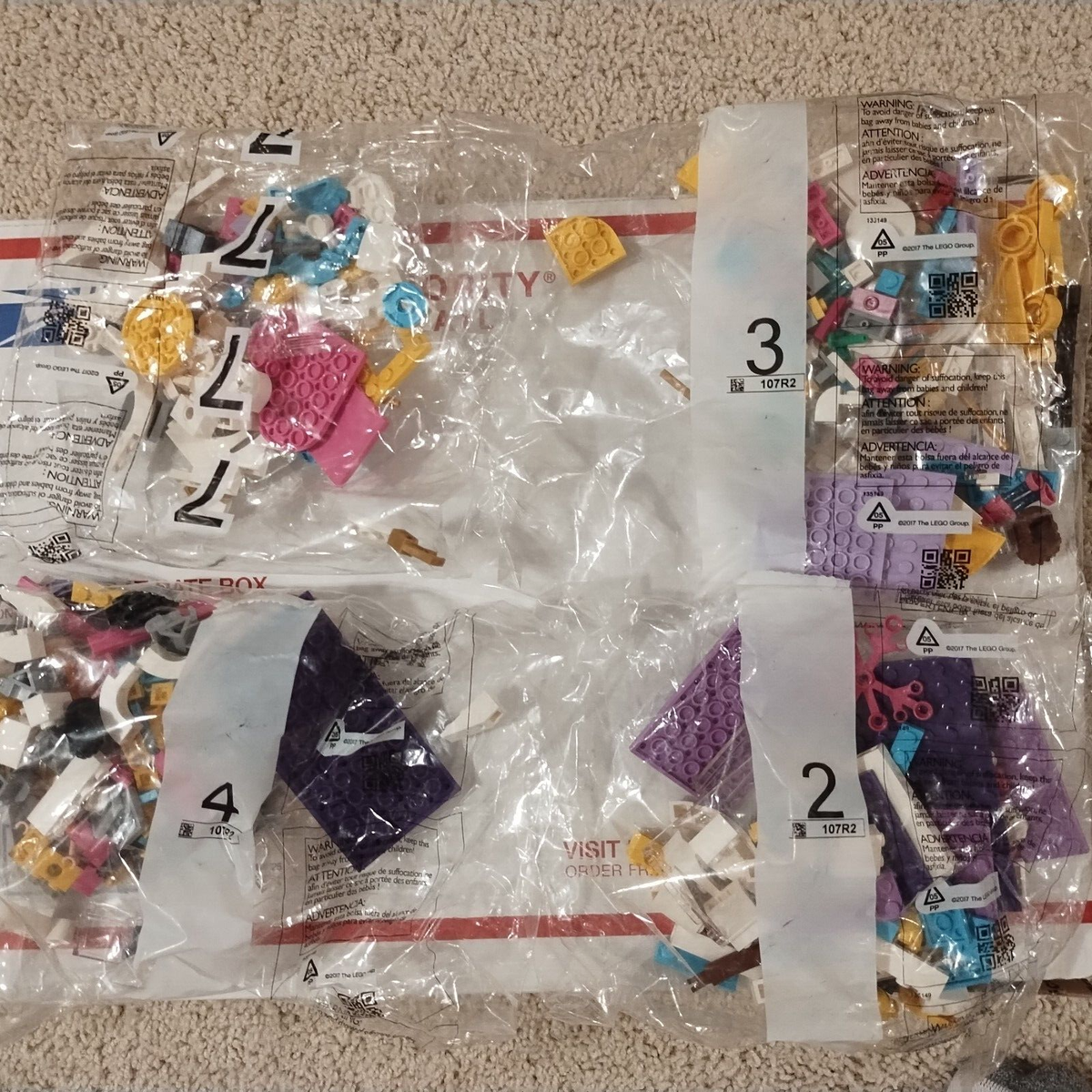 Mall Lego Friends Ca LEGO FRIENDS: Heartlake City Shopping Mall