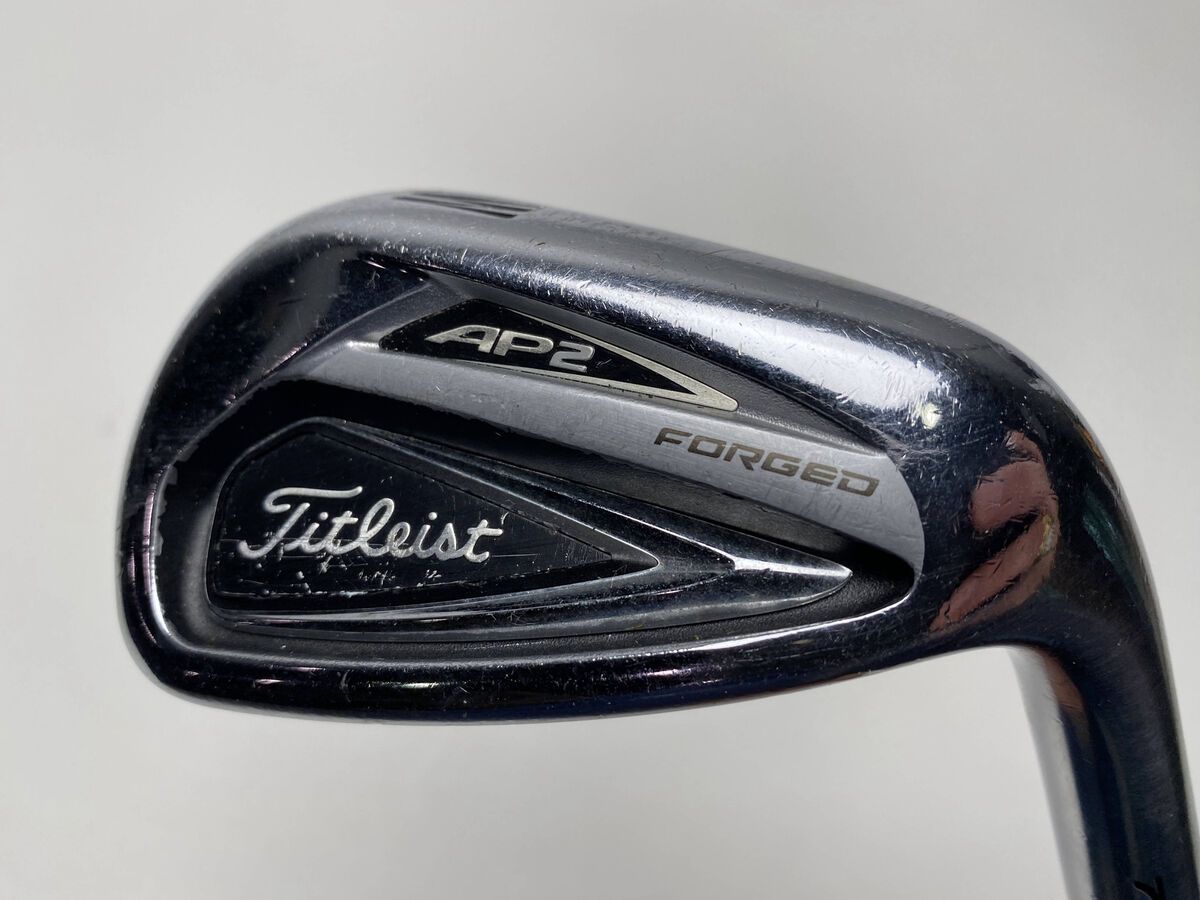 Titleist AP2 716 Forged Pitching Wedge Regular Steel Shaft Golf Pride Grip Titleist AP2 716 Forged Pitching Wedge Regular Steel Shaft Golf Pride Grip