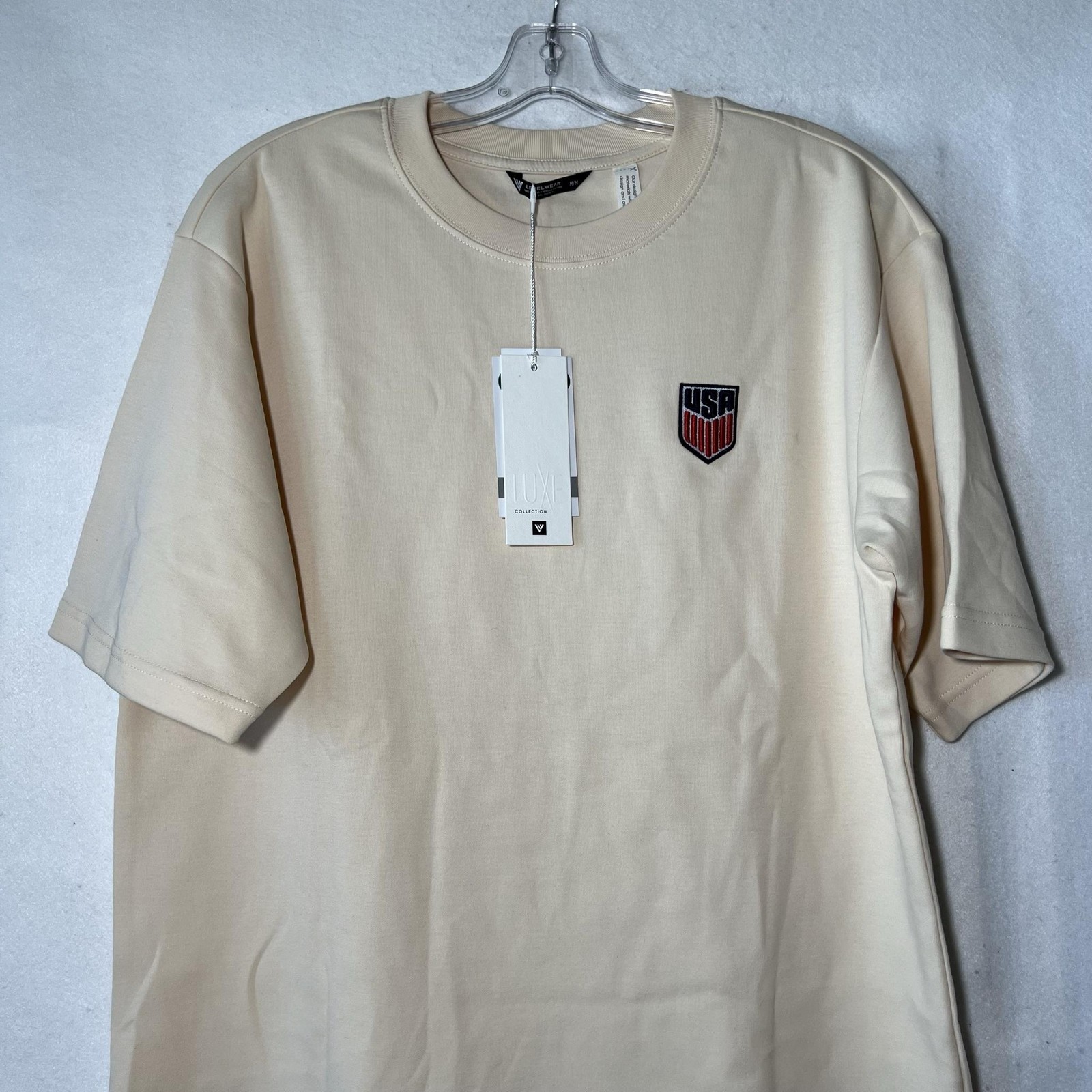 USA Soccer Shirt Mens Medium Beige Luxe Signature Tee Crest Levelwear USMNT