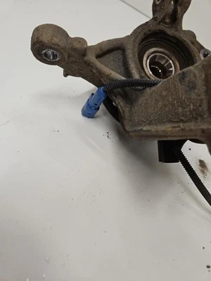 Pivot de moyeu avant droit CITROEN C3 2 PHASE 2 1607557580 EB2_HMZ - Photo 1/4