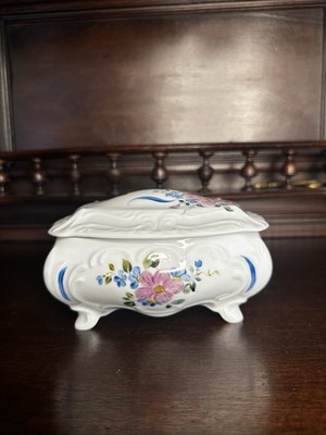 Lindner Porzellan Dose mit Deckel, Durchbruch auf Füßchen  Blume