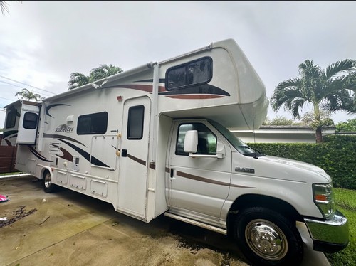 2013 Forest River Sunseeker RV motorhome