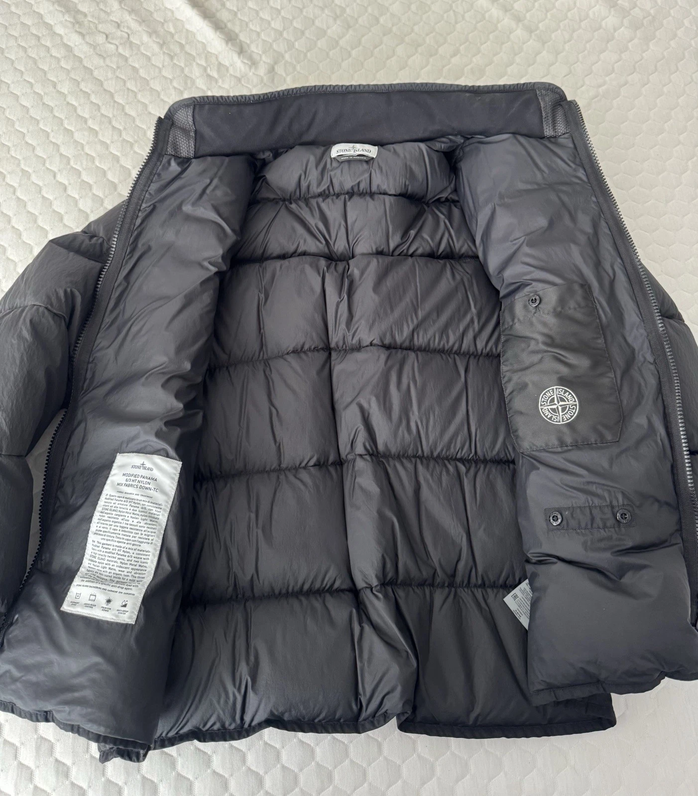 Stone Island Men’s Puffer Jacket - product detail image 2