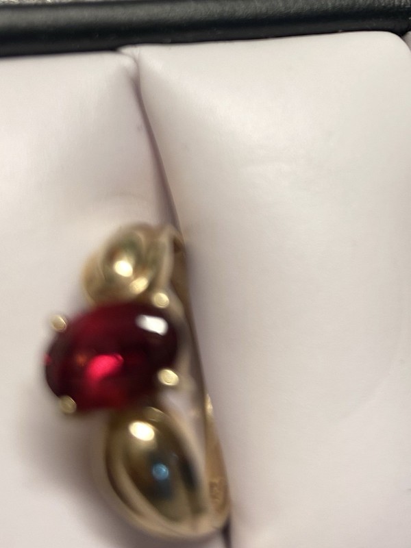 10K Yellow Gold Rubellite Solitaire Ring Size 7.5