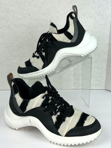 Sam Edelman Women's Meena 2 Athletic Shoes Sneaker Black White Textured Sz 7 NEW - Picture 2 of 10